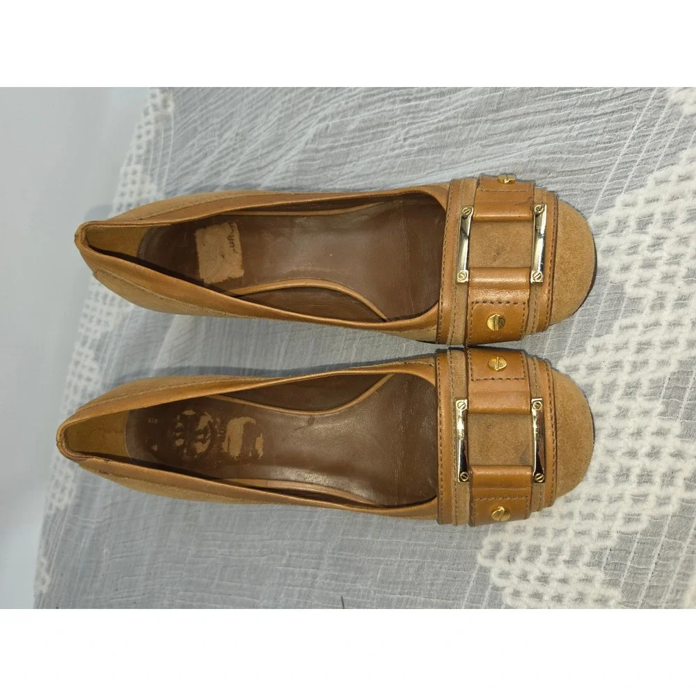 Tory Burch Tan Leather Suede Block Heel Buckle Pumps Gold Hardware Size 5M